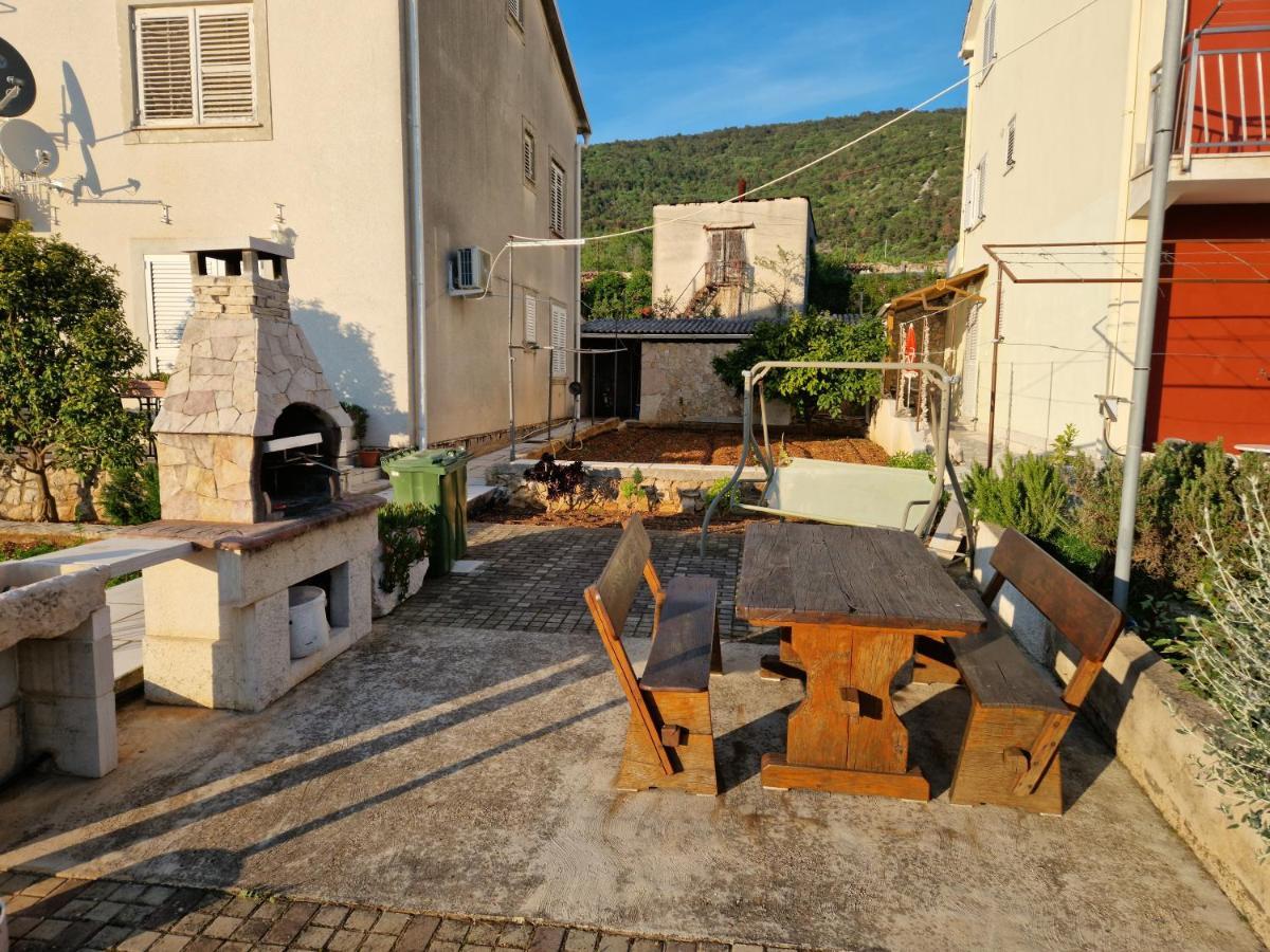 Apartment Poldrugo Cres Eksteriør bilde